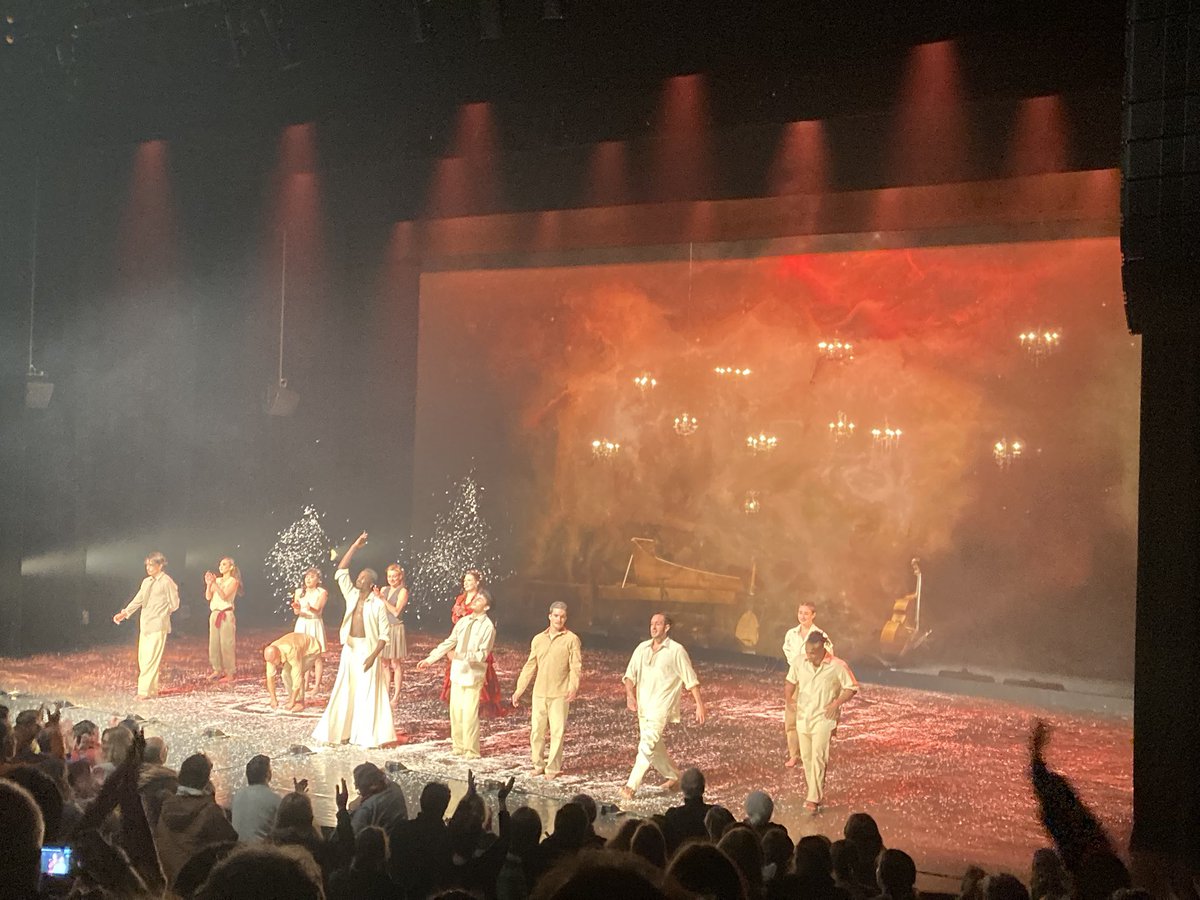 « Folia » au <a href="/LeMoulinDuRoc/">Le Moulin Du Roc</a> c’est émouvant, c’est fort, c’est beau, c’est surprenant! La musique et chant baroc avec du hip-hop! WOW! <a href="/Mairie_Niort/">Ville de Niort</a> <a href="/e_niort/">e_niort</a> <a href="/Sortiraniort/">Sortir à Niort</a>