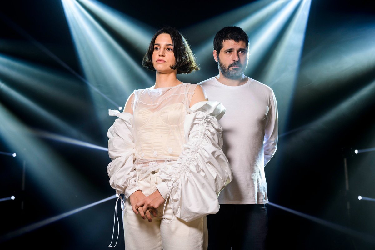 RTVECatalunya's tweet image. 💥Propostes pel cap de setmana:

📀@PuntsdeVista amb @taniasarrias
👀 #LaTrampa amb @plaza_pep i @IsidreEsteveDKR💬 #NomsPropis amb @annaclerp i @TxabiFranquesa
🚙 Últim #EnRouter
🎶 Doble capítol de #Simfonola
📻 Documental #DonesDeLaRàdio
🔗 rtve.es/n/16371500/