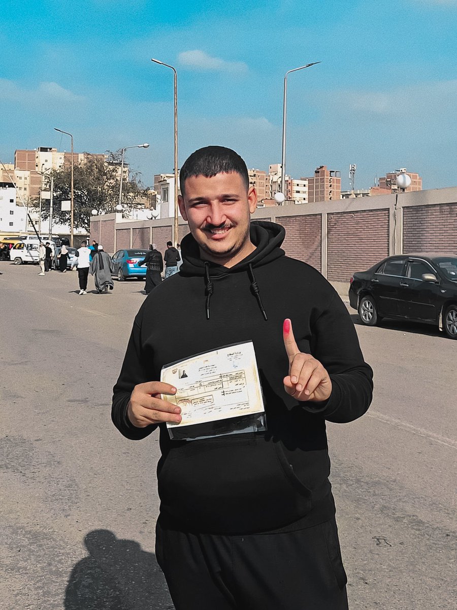 كل شئ قسمة ونصيب 
انا والجيش سيبنا بعض 😂😂😂♥️♥️♥️