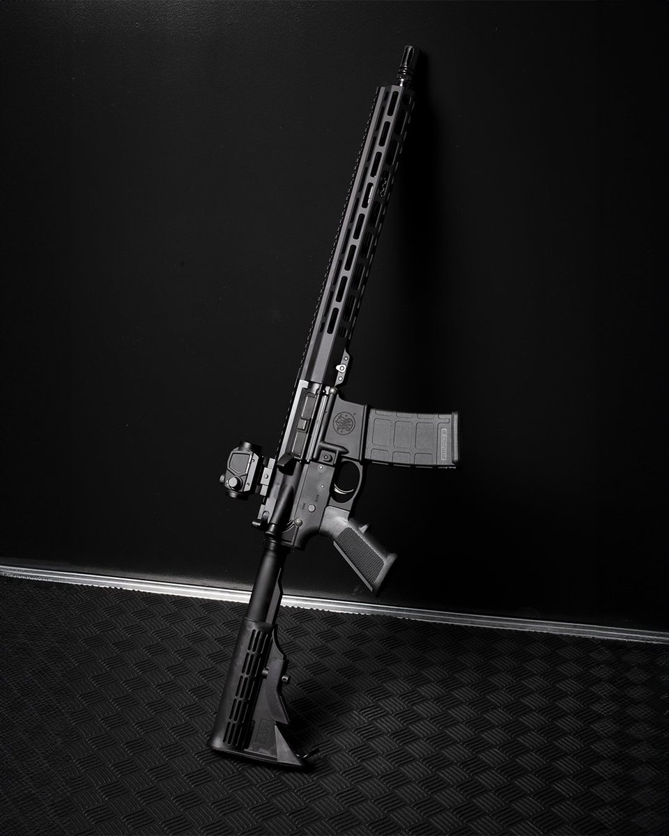 Smith & Wesson Inc. tweet media