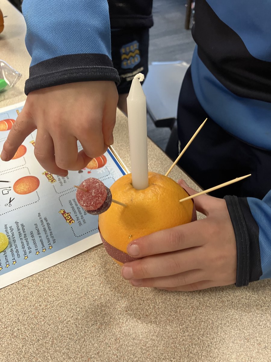 We've spent this week busily making our Christingles for Monday's Carol Service - it will be a miracle if all those sweets last that long! 💛💙