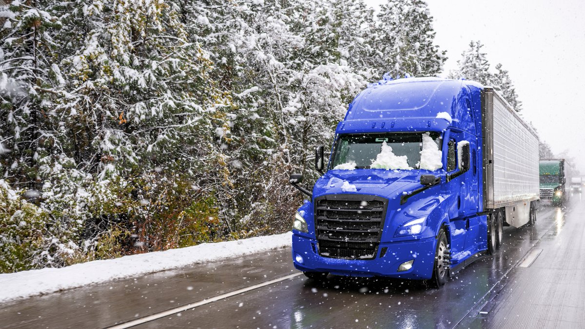 Winter may be freezing, but that’s just another day for our Cold-Chain Logistics team! ❄️ Whether it’s snowing or shining, we keep your refrigerated cargo at the perfect temp all the way to its destination. 🥶 #SealionCargo #freightforwarding #internationallogistics