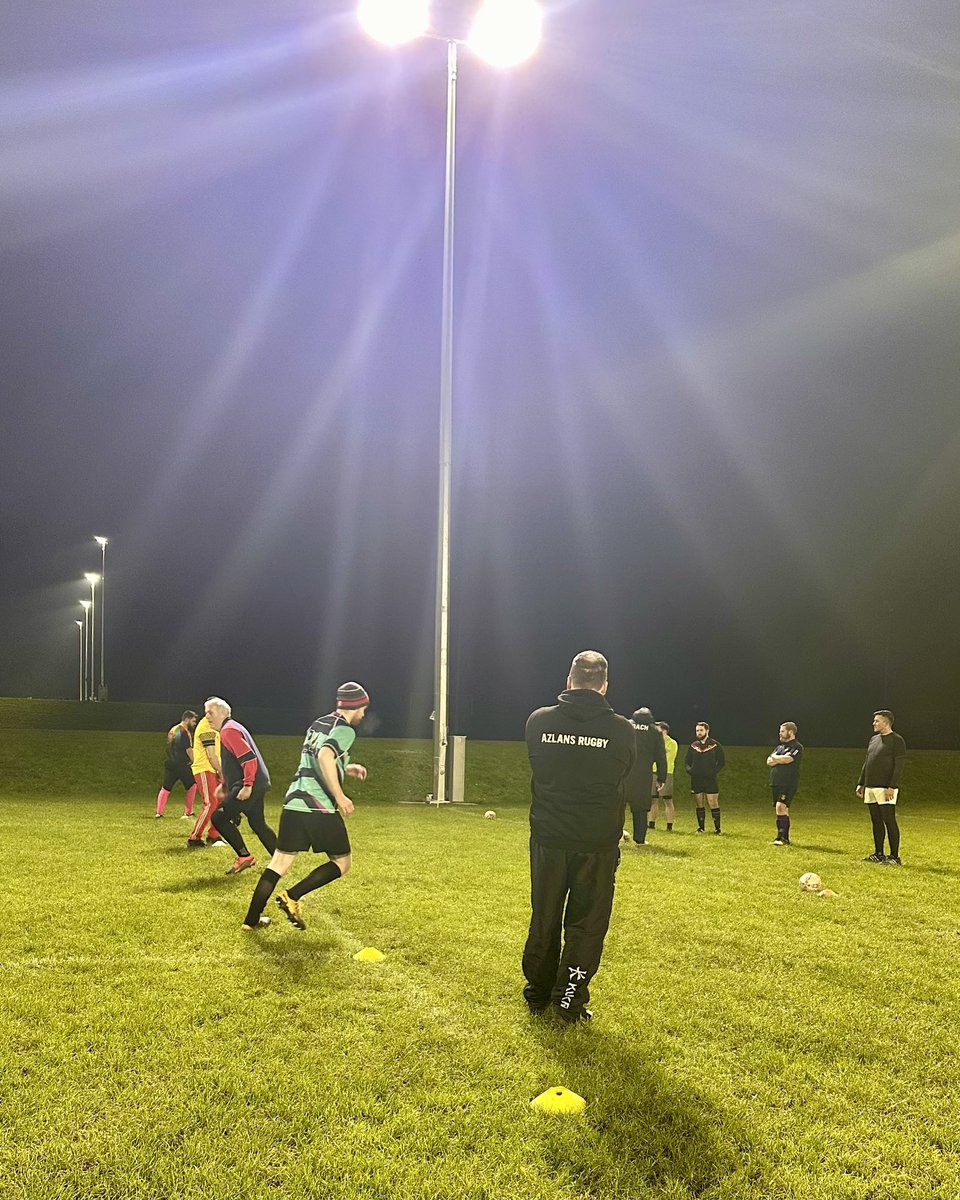 BelfastAzlans's tweet photo. Bossing it at our training session last night! Fantastic to see both old and new faces coming together. π Want to be part of the action? Join us and #JoinOurPride!
#Azlans #InclusiveRugbyNI #StrongerTogether #InclusionMatters #TeamOphir #RugbyCommunity https://t.co/QqPGL5WP0f