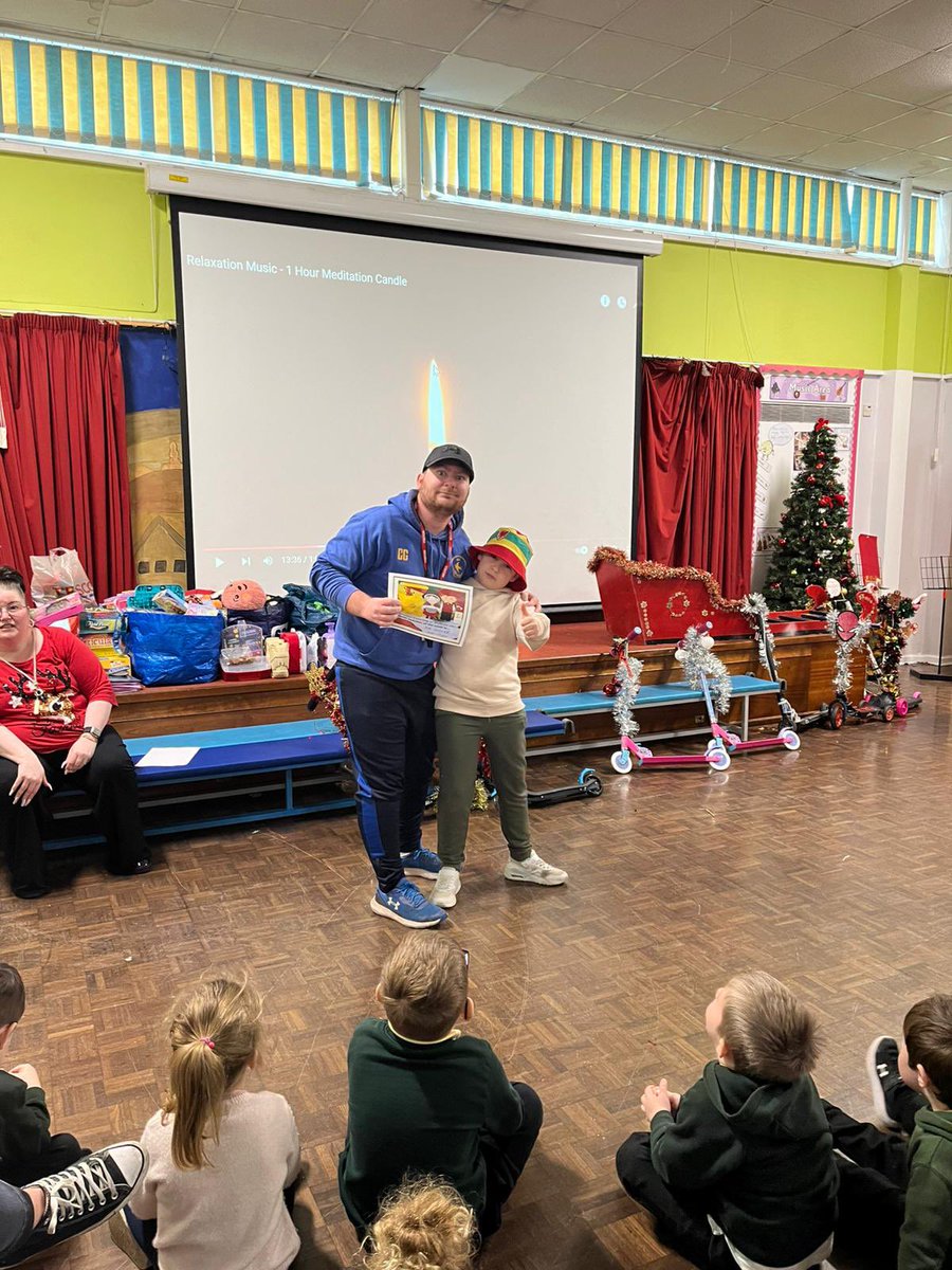 Afon y Felin Primary (@ayfprimary) on Twitter photo Seremoni Gwobrau Duolingo! Awards ceremony for our staff Cymraeg competition set by our fabulous Criw! Da iawn to the winners Miss B and Mr G! @CSC_Cymraeg <a href="/SiarterIaithCSC/">CymraegCampusCSC</a> <a href="/menterbroogwr/">Menter Bro Ogwr</a> @learncymraeg @CSCJES <a href="/BridgendCBC/">Bridgend CB Council</a> <a href="/duolingoUK/">Duolingo ๐ฌ๐ง</a> Seremoni Gwobrau Duolingo! Awards ceremony for our staff Cymraeg competition set by our fabulous Criw! Da iawn to the winners Miss B and Mr G! @CSC_Cymraeg <a href="/SiarterIaithCSC/">CymraegCampusCSC</a> <a href="/menterbroogwr/">Menter Bro Ogwr</a> @learncymraeg @CSCJES <a href="/BridgendCBC/">Bridgend CB Council</a> <a href="/duolingoUK/">Duolingo ๐ฌ๐ง</a>