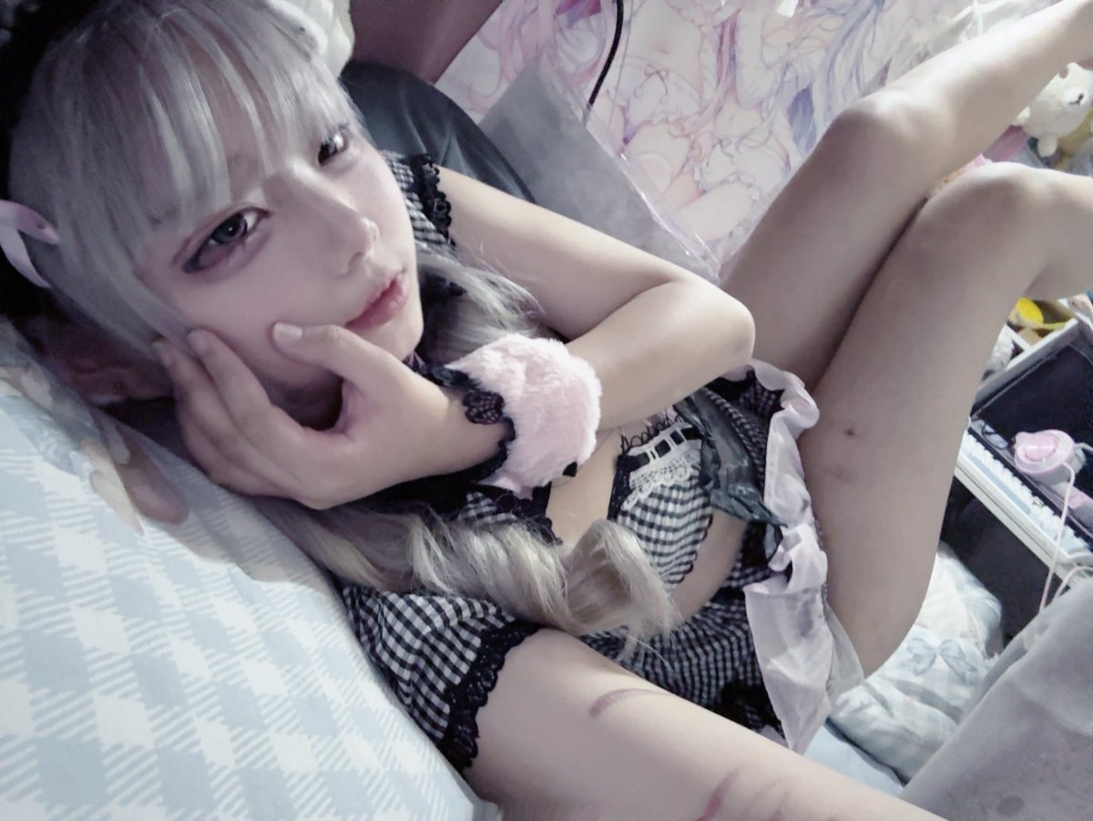 下次抚摸我的脸的会是你的手吗