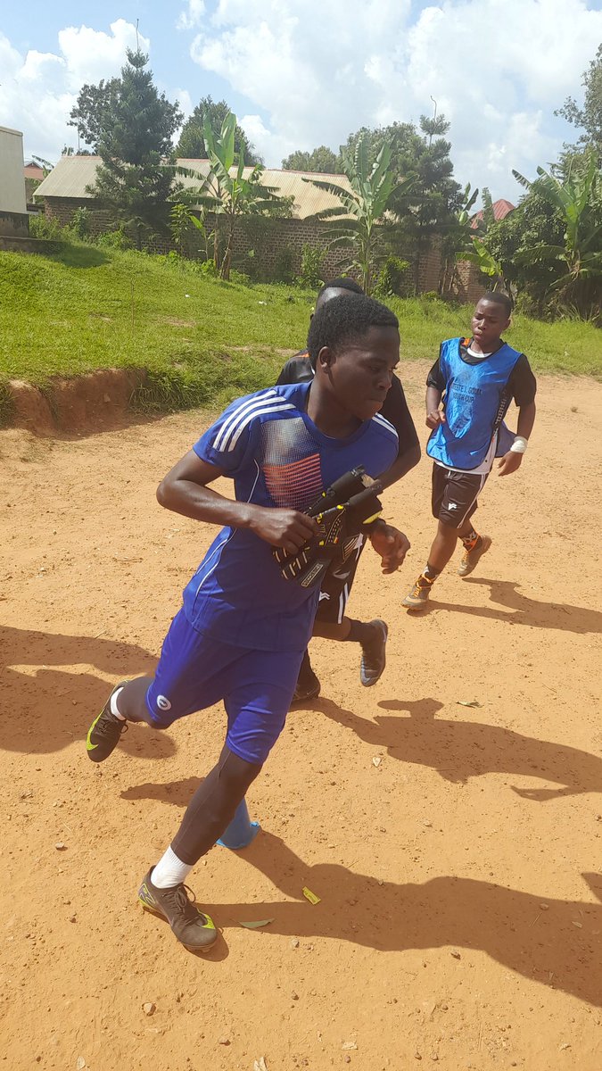 JuliusBwebale's tweet photo. I KEEP ON PUSHING  MYSELF FORWARD https://t.co/gM22WhKoEc