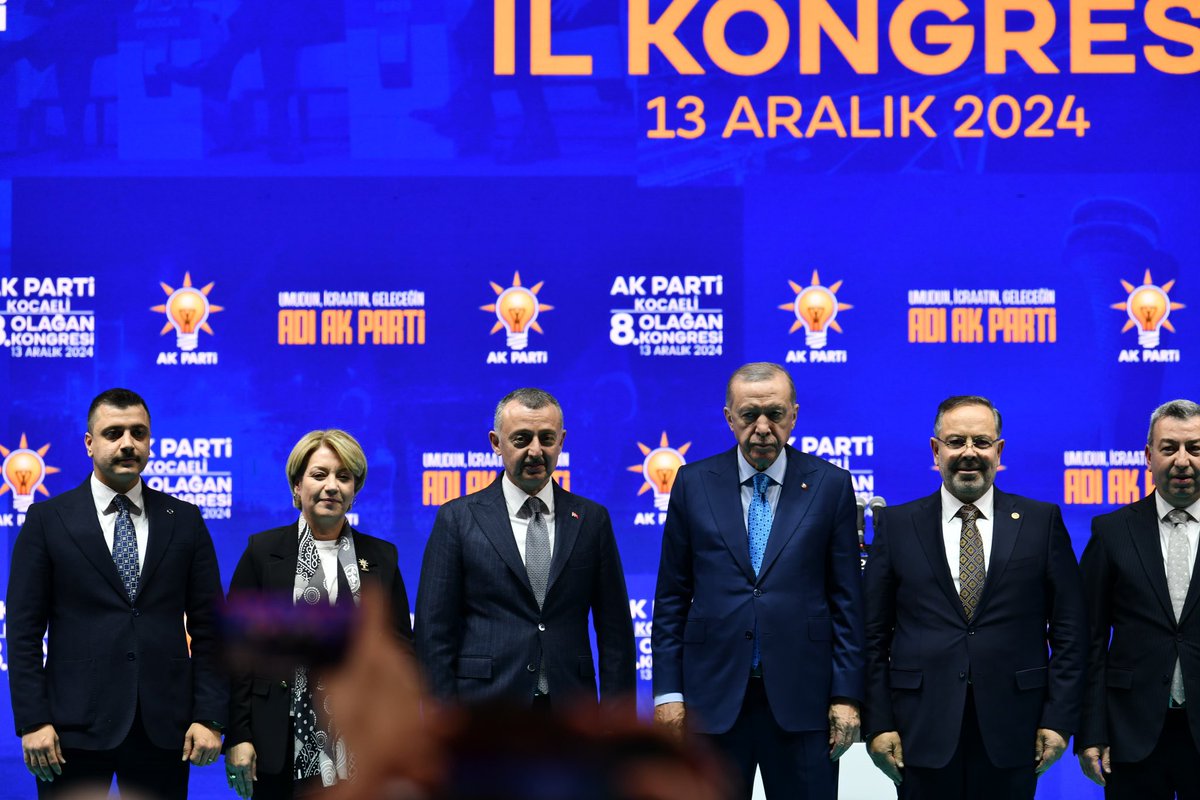 caglayancgty's tweet photo. Bizimkisi Bir Aşk Hikayesi ♥️

Cumhurbaşkanımız ve Genel Başkanımız Sayın Recep Tayyip Erdoğan’ın teşrifleri ile AK Parti Kocaeli 8. İl Kongremizi büyük bir coşku ile gerçekleştirdik. 

Bu vesile ile İl Başkanımız Sn. Şahin Talus ve Yönetimine çalışmalarında başarılar diliyoruz.

Umudun, İcraatın, Geleceğin #AdıAkParti 💡
