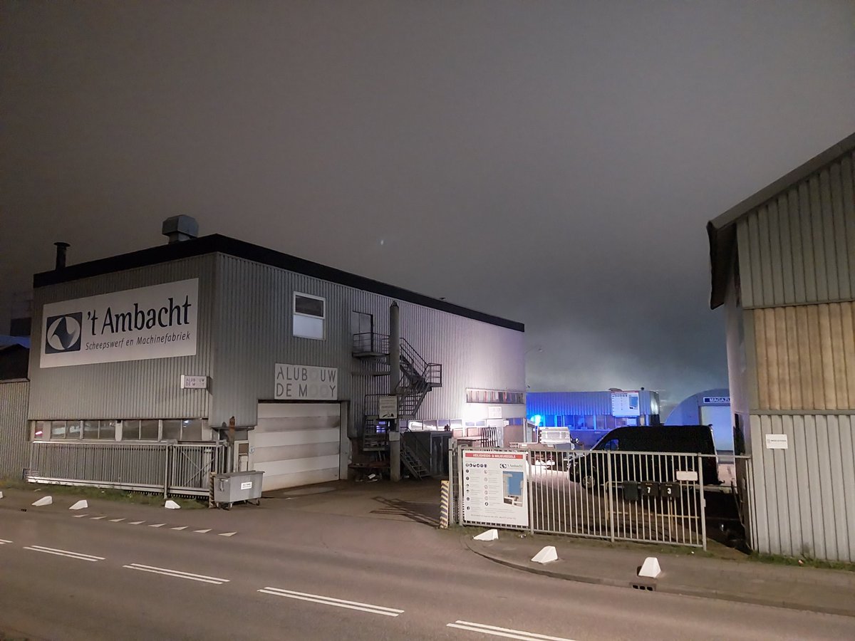 Brand in kantoor aan het Noordeinde in Hendrik Ido Ambacht