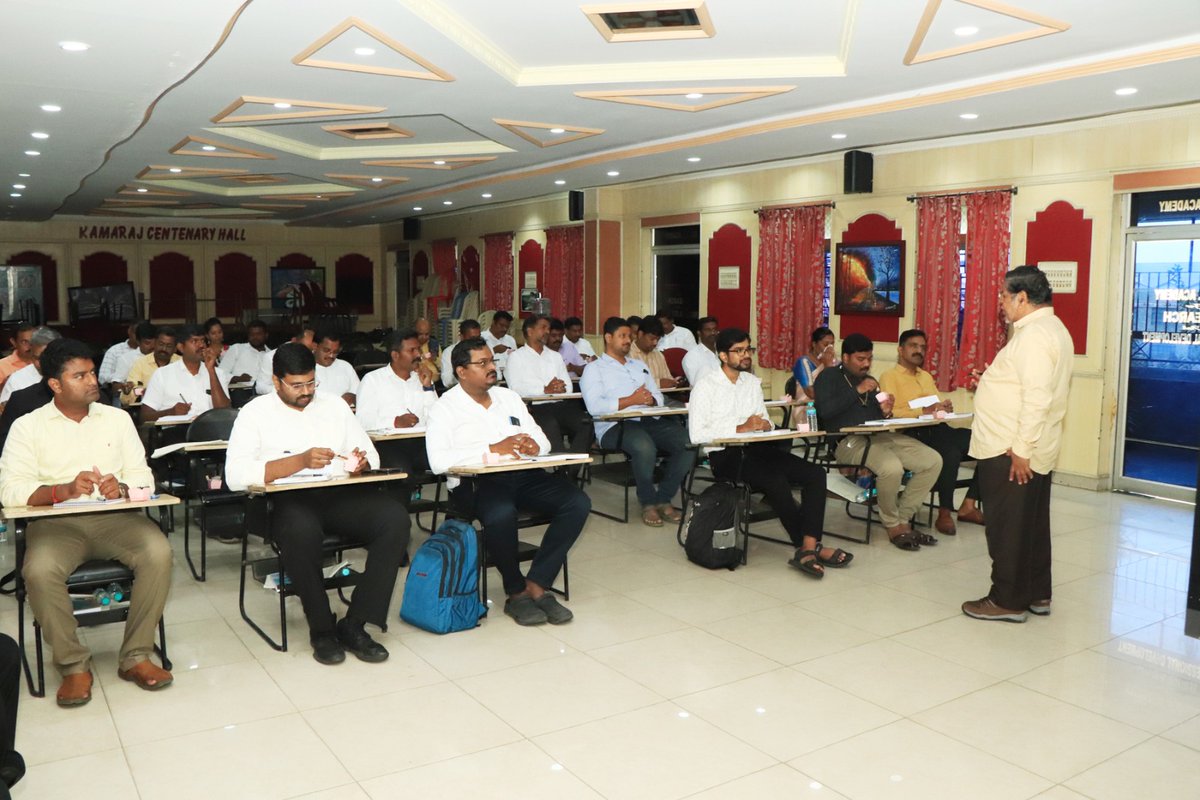 SBIOACC's tweet photo. co-ordinated and organized the workshop.
#longliveourunity #sbioacczindabad #aisbofzindabad https://t.co/cgSLZ0WkOY