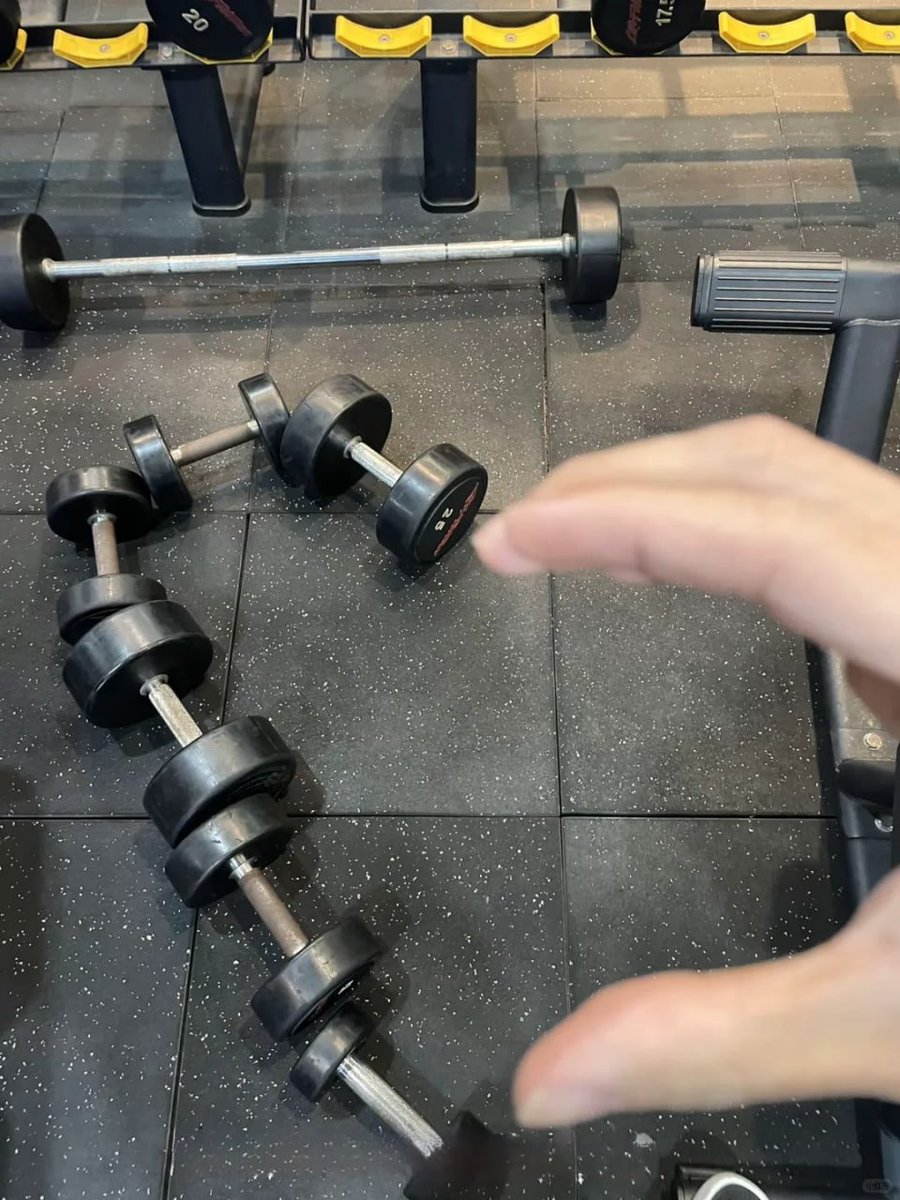 komplex06's tweet image. Gym time, fun time, mind relaxing time, where meets joy and every steps brings peace 💆🏼‍♀️💪🏻