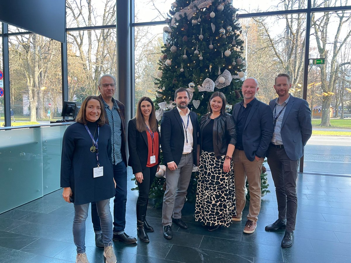 Dana Sochorova (@sochorovadana) on Twitter photo Great to work on 🇪🇺#liverSurgery periop care consensus with <a href="/ESSOnews/">European Society of Surgical Oncology (ESSO)</a> friends <a href="/cdopazo1/">Cristina Dopazo</a> <a href="/LuciaCarrionA/">Lucia Carrion-Alvarez</a> <a href="/SStattner/">Shelley Stattner</a> Hassan Malin <a href="/ksoreide/">Kjetil Søreide</a> <a href="/FPrimavesi/">Florian Primavesi</a>
What does it take to organise consensus work?
🎬🎧 listen to <a href="/EAHPBA/">E-AHPBA</a> with <a href="/laarhoven_stijn/">Stijn van Laarhoven</a> & M.Maglione shorturl.at/X4eY9 Great to work on 🇪🇺#liverSurgery periop care consensus with <a href="/ESSOnews/">European Society of Surgical Oncology (ESSO)</a> friends <a href="/cdopazo1/">Cristina Dopazo</a> <a href="/LuciaCarrionA/">Lucia Carrion-Alvarez</a> <a href="/SStattner/">Shelley Stattner</a> Hassan Malin <a href="/ksoreide/">Kjetil Søreide</a> <a href="/FPrimavesi/">Florian Primavesi</a>
What does it take to organise consensus work?
🎬🎧 listen to <a href="/EAHPBA/">E-AHPBA</a> with <a href="/laarhoven_stijn/">Stijn van Laarhoven</a> & M.Maglione shorturl.at/X4eY9