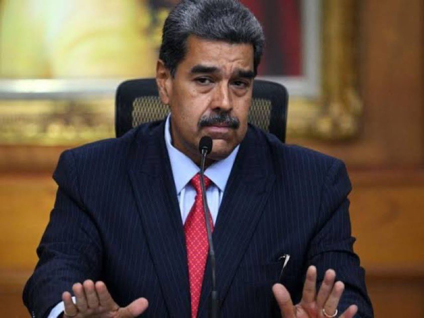 🚨| URGENTE: ¡Estados Unidos dice que el 10 de enero es la fecha límite para que Maduro deje el poder! “El diez de enero es la fecha límite para Nicolás Maduro", dijo el jefe de la misión estadounidense en Venezuela. 🇻🇪 ¿Aprobarías una intervención militar de Trump sobre Maduro?