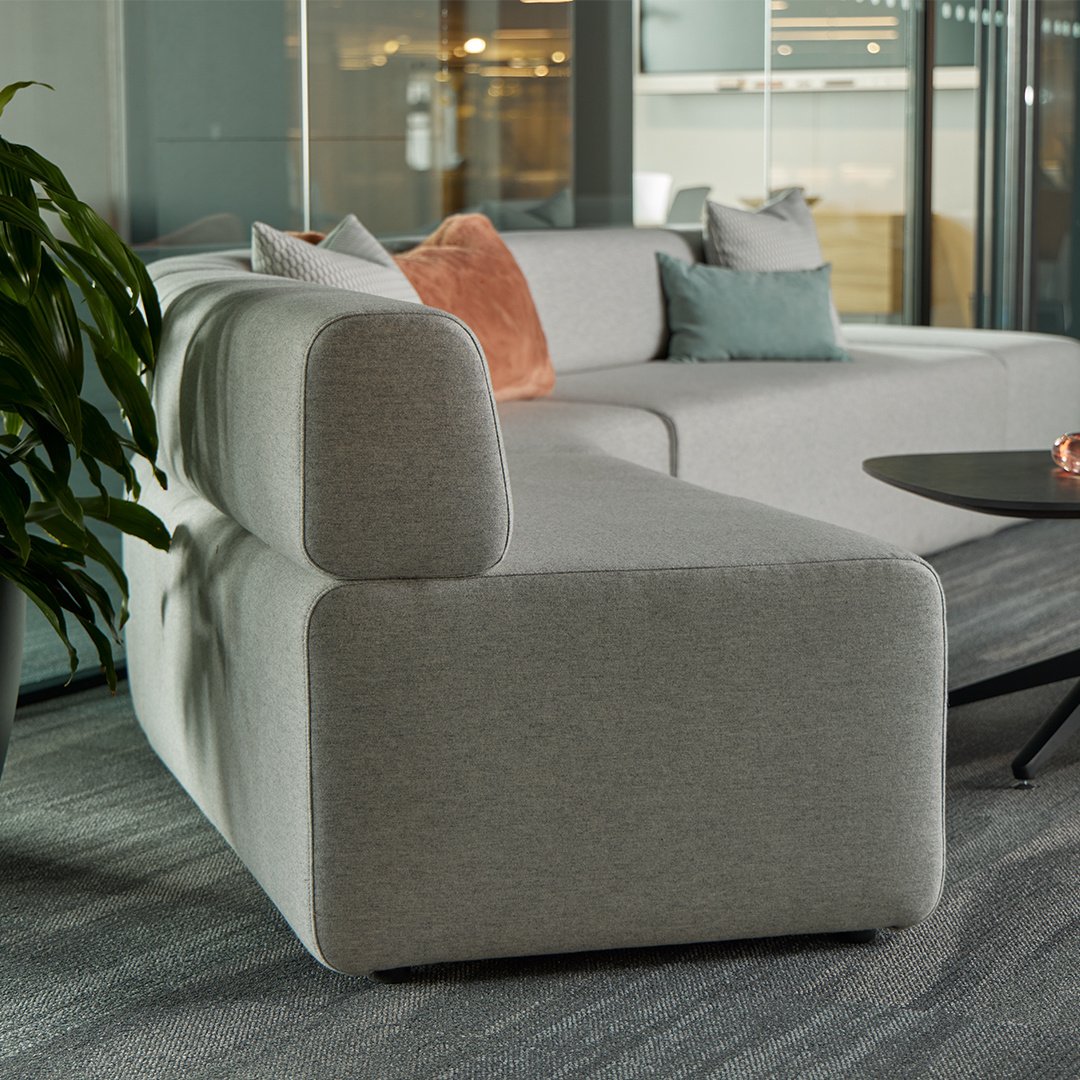 KI Furniture tweet media