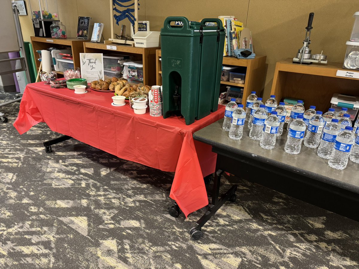 swartz_c's tweet image. Always a great experience to provide mock interviews to your future workforce! Thank you Regan Godwin for your leadership and organization. Also thanks to our business partners and the MCMS PTA! The mock interviews were a success! @USD_232 @TheCreekMCMS