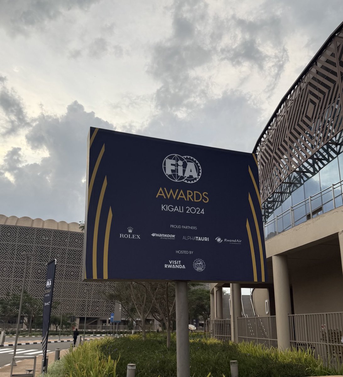 JackieLumbasi's tweet image. If you were wondering why the world’s greatest in motorsport are visiting the  neighbours……now you know 😍
#FIAAwards
#FIA120