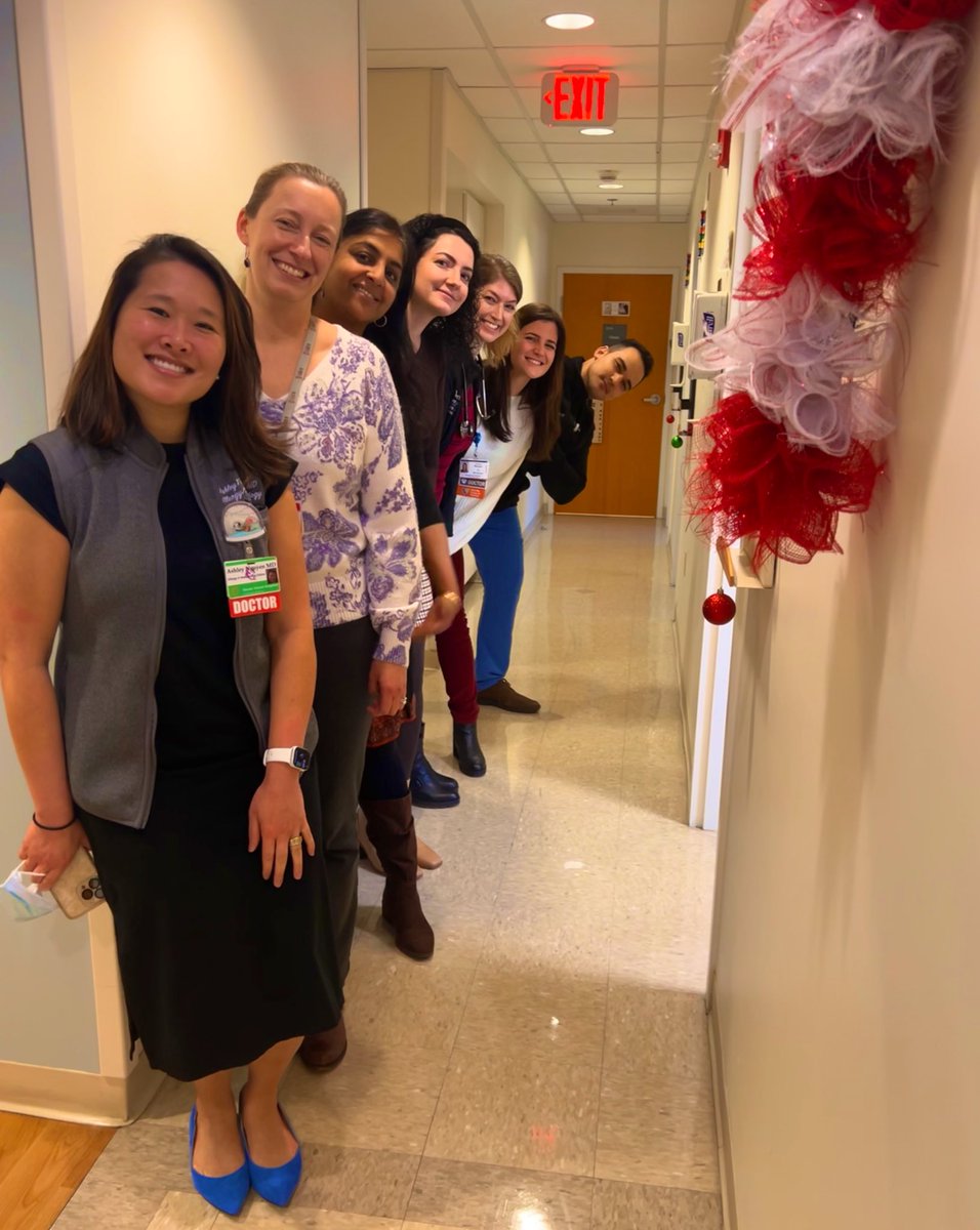Brown Rheumatology (@brownrheum) on Twitter photo Big team for Specialty Care in Pregnancy (SCIP) Clinic this AM! Rheum+OBMed ft. OBGyn&Immunology <a href="/BrownObMed/">Brown Obstetric Medicine</a> <a href="/BrownObGyn/">Brown ObGynResidency</a> <a href="/womenandinfants/">Women & Infants</a> <a href="/BrownUniversity/">Brown University</a> <a href="/themerydeeb/">Mery Deeb</a> Big team for Specialty Care in Pregnancy (SCIP) Clinic this AM! Rheum+OBMed ft. OBGyn&Immunology <a href="/BrownObMed/">Brown Obstetric Medicine</a> <a href="/BrownObGyn/">Brown ObGynResidency</a> <a href="/womenandinfants/">Women & Infants</a> <a href="/BrownUniversity/">Brown University</a> <a href="/themerydeeb/">Mery Deeb</a>