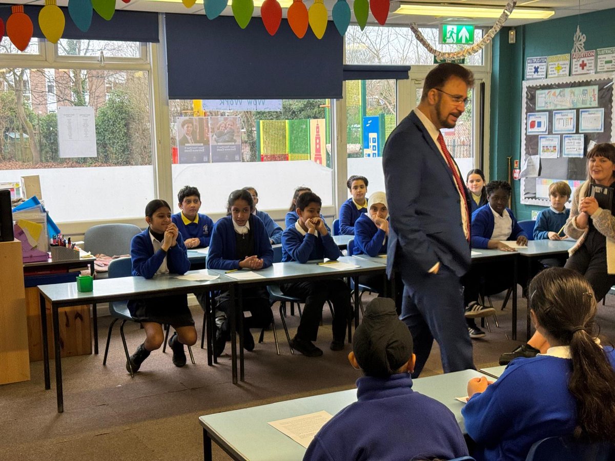 Fantastic to visit St James in Rusholme and join the Year 6 students for their class election. 

I got to see their creativity and passion in action as they presented their own manifestos and elected their PM and Deputy PM for the day. 🗳️🌟