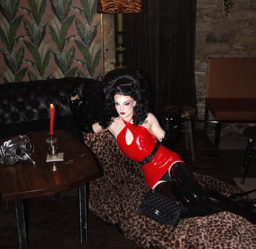 <a href="/AlessaDvain/">JOE \ ⱯLESSⱯ🌩 KILLAH’</a> @ItsQueenGea @NomiBull <a href="/soyluciacabrero/">Cajera desquiciada</a> <a href="/imkimmiller/">imkimmiller</a> <a href="/amethyskelly/">Kelly Amethys</a> <a href="/SoyAmyRose/">Amy Rose 🥀✨</a> <a href="/getjazted/">venux🧷 jaz #1 daya defender💛</a> <a href="/laxerach/">💖La Xerach</a> <a href="/itsdeborahole/">Deborah Hole 🥀</a> <a href="/CloeSaavage/">cloe</a> <a href="/moiralutar/">miss moira</a> <a href="/yasminelutar/">La Yas</a> <a href="/Xtreya_/">Xtreya</a> <a href="/isla/">isla</a> <a href="/AlbinaStardust/">ⱯLBINA</a> @HillaryDrama <a href="/AurahSin/">Aurah Sin</a> <a href="/marisaprisa/">Marisa Prisa</a> <a href="/angelicavenerea/">Angélica Venérea</a> <a href="/Viii0leta_/">Vii0leta_</a> <a href="/Bloody/">Bloody</a> <a href="/MarisolVangelox/">Marisol Vangelox🗡️</a> <a href="/Lola/">LOLA</a> <a href="/sassyscience_/">Sassy Science 🇵🇸</a> <a href="/Escarlatina/">EscarlatinaObsessiva</a> <a href="/beijoderch/">la beijo</a> <a href="/elenahalley/">elena ⋆｡°✩</a> @erobarbette <a href="/__syndra/">Syndra 🦇</a>