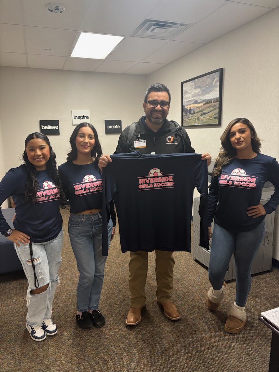 Riverside High School Girls Soccer (@rhs_gsoccer) on Twitter photo With soccer season starting, we want to highlight people who have helped our program in many ways. Our first recognition goes to <a href="/vlara_82/">Victor A. Lara</a>!
Thank you for everything you have done for us in the last 2 years. We appreciate it a lot! ⚽🎆
<a href="/Riverside_4ever/">Riverside_Rangers</a> With soccer season starting, we want to highlight people who have helped our program in many ways. Our first recognition goes to <a href="/vlara_82/">Victor A. Lara</a>!
Thank you for everything you have done for us in the last 2 years. We appreciate it a lot! ⚽🎆
<a href="/Riverside_4ever/">Riverside_Rangers</a>