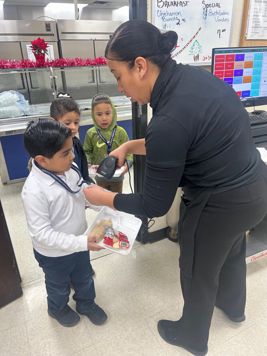 BESRams_SEISD's tweet photo. Our little Eagles are loving their new ID badges! While visiting classrooms yesterday, one of the students shared “Look at my ID, it’s like yours”. They are wearing them with pride❤️🦅A huge thank you to Ms. Jackie our CT T-2, for getting them ready! @HHernandez2281 https://t.co/mQdx2txTfa