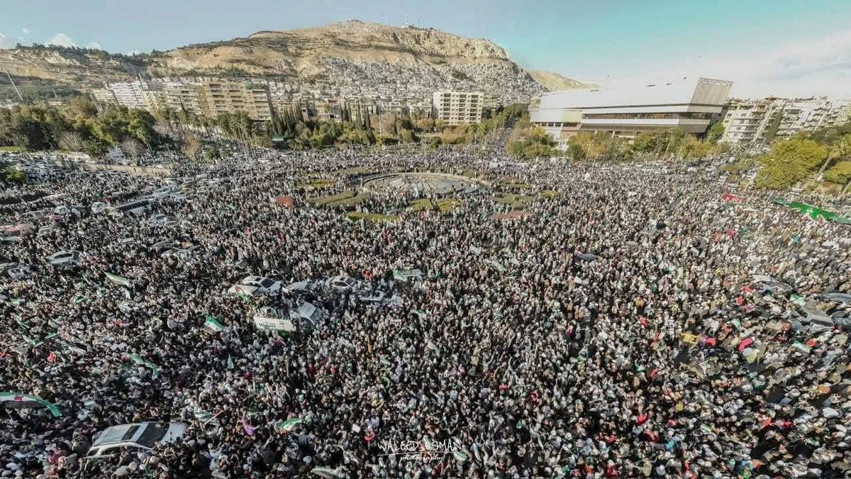 tahabito's tweet image. Damascus, today. This is what Assad never allowed. This is how much we loathed him. Here’s to a better, free Syria.