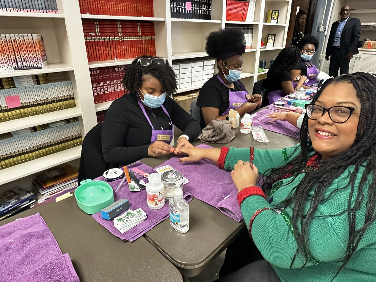 Penny Ford tweet media