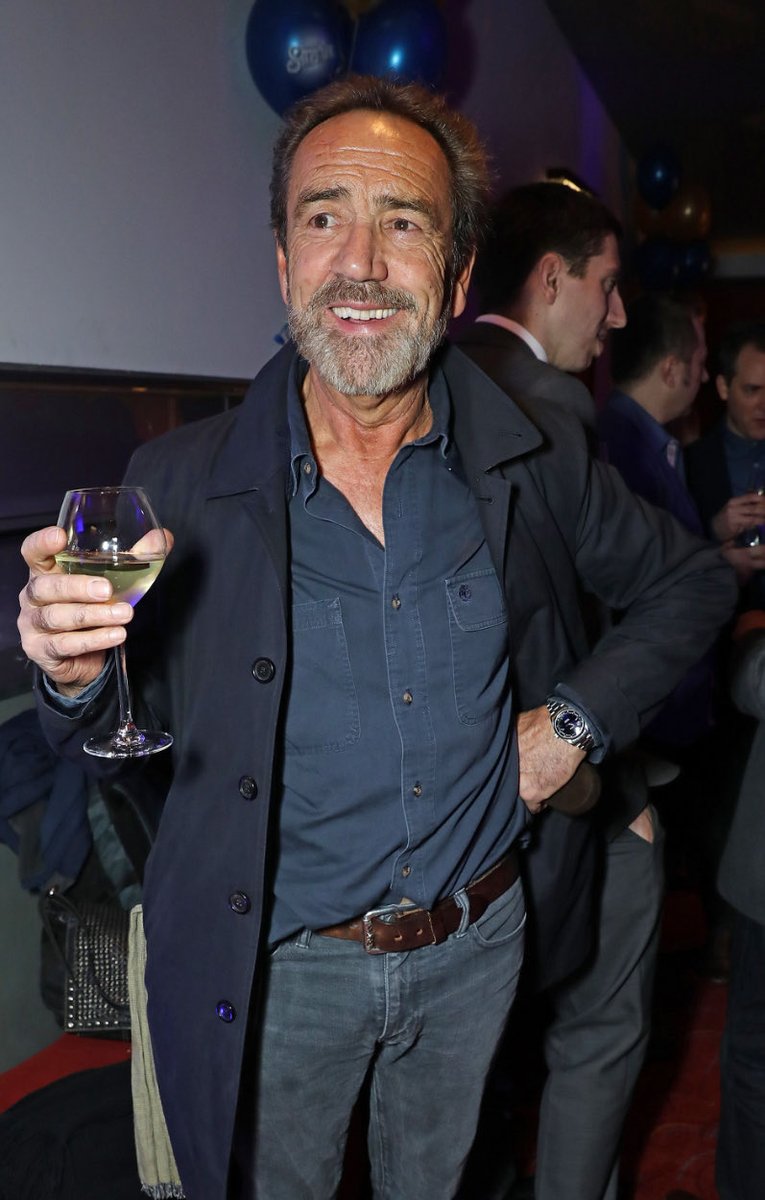 Happiest of birthdays to you ⁦<a href="/RobertLindsay/">Robert Lindsay</a>⁩ ! 🥂🎂