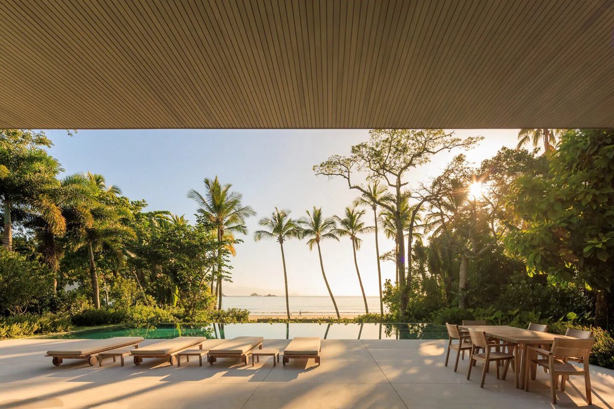 This villa in Brazil is an absolute dream.
