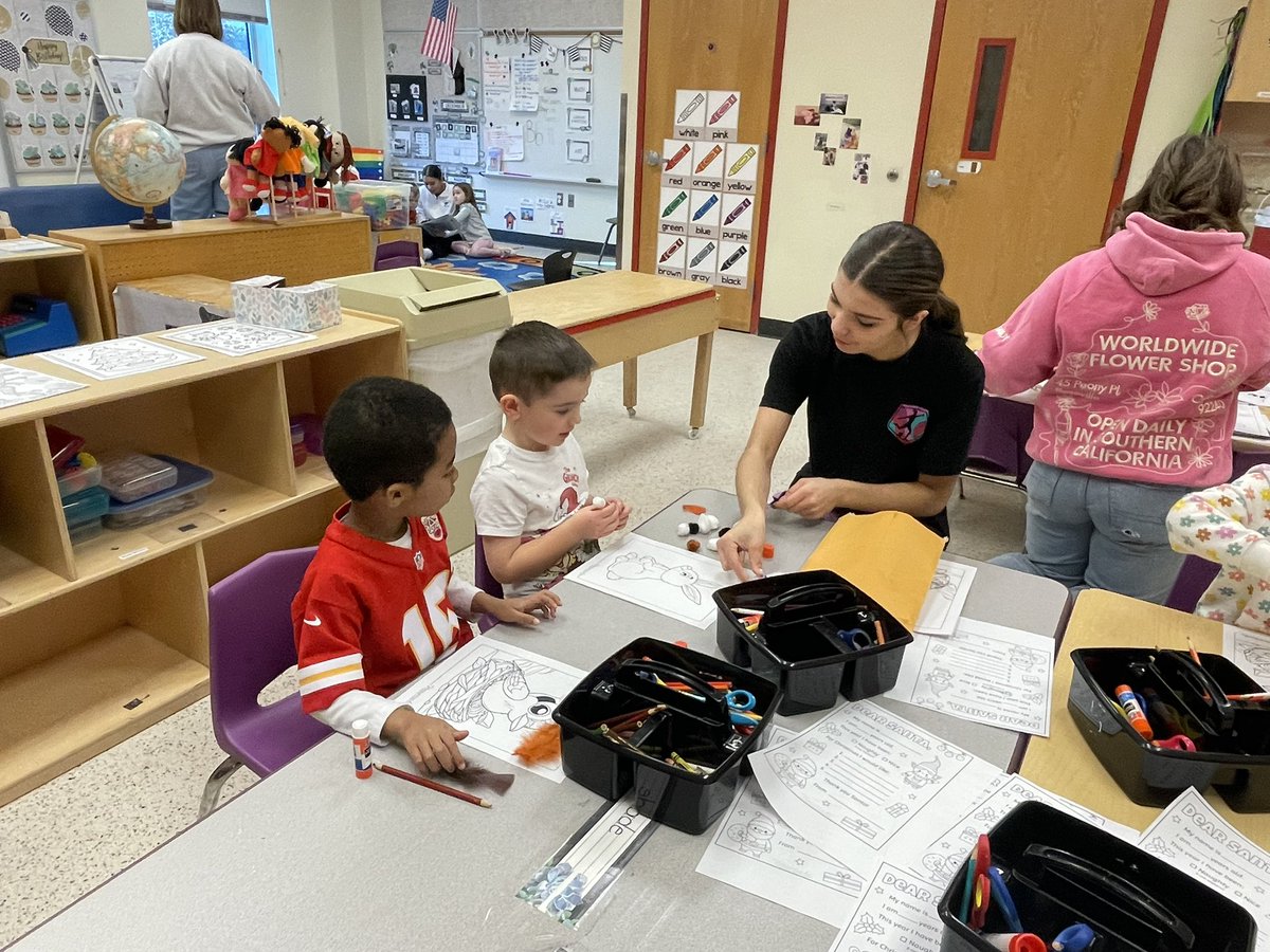GernerCenter's tweet image. Students from LEAD Innovation Studio prepared and implemented lessons for our PreK students earlier this morning. They read a book and did an activity with small groups of students. It was a great learning experience for the littles and bigs together.