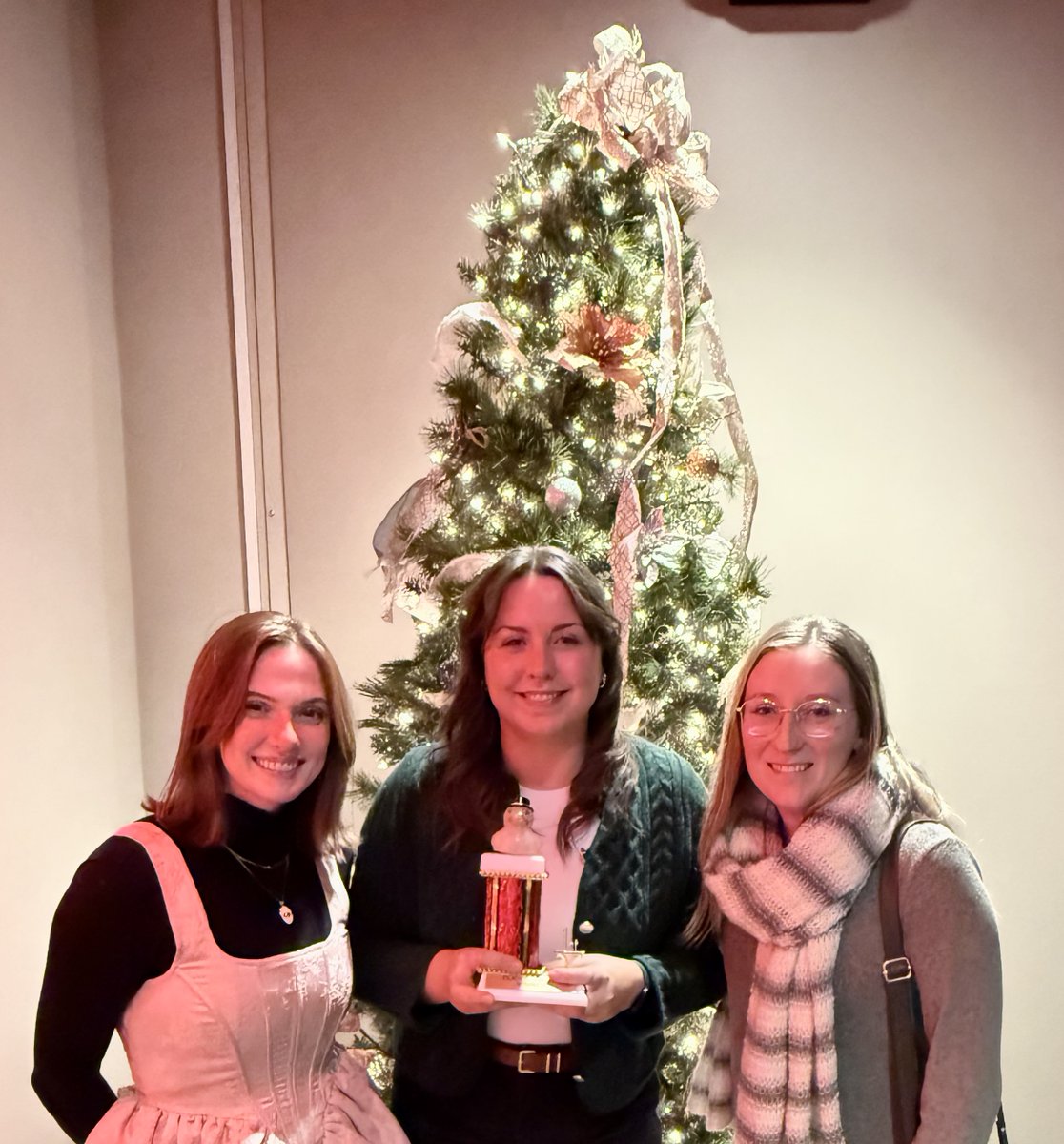 Warren Neuroscience Lab (WNL) tweet media