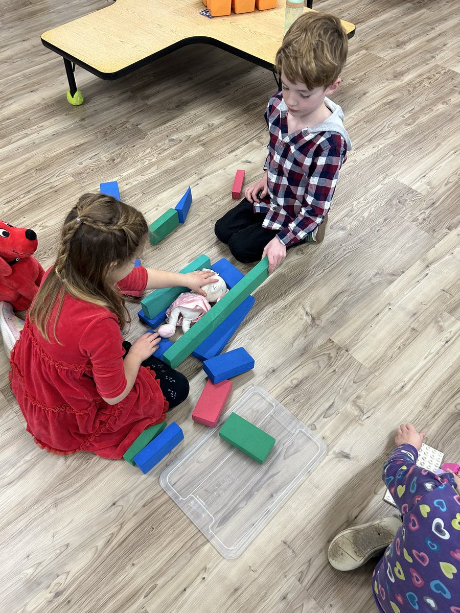 Mrs. Howard tweet media