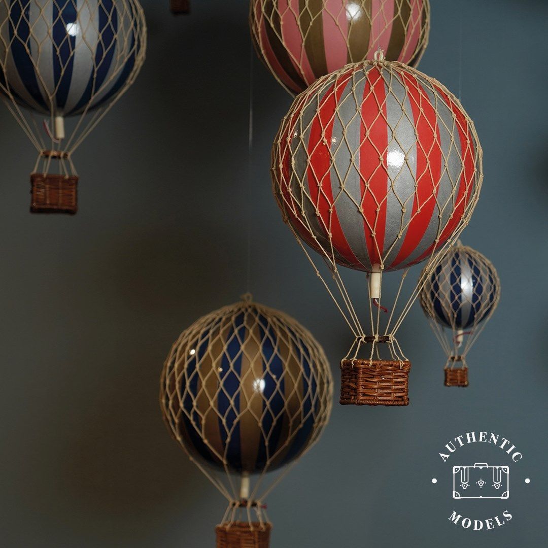 LuxGiftsnGoods's tweet photo. SHOP https://t.co/Pa0M5ji8KM for unique home decor, objects d'art and home furniture to feather your nest. Code TAKE15 at checkout gives 15% discount site wide for new customers; Free shipping most items at $99 #decor #objectsdart #furniture #AuthenticModels #balloonmodel https://t.co/YeIAMHiQwh