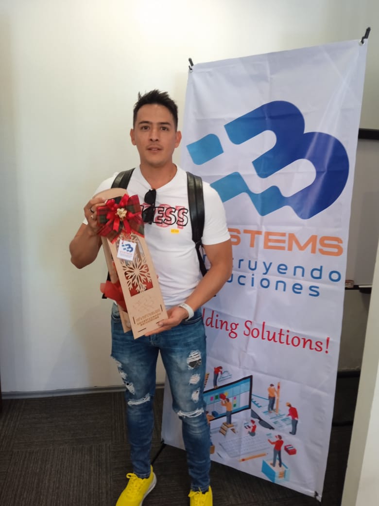 BSystemsMexico's tweet photo. Felicidades a nuestros colaboradores, que tengan una navidad bendecida y próspero año! https://t.co/FT0zh3GqxZ