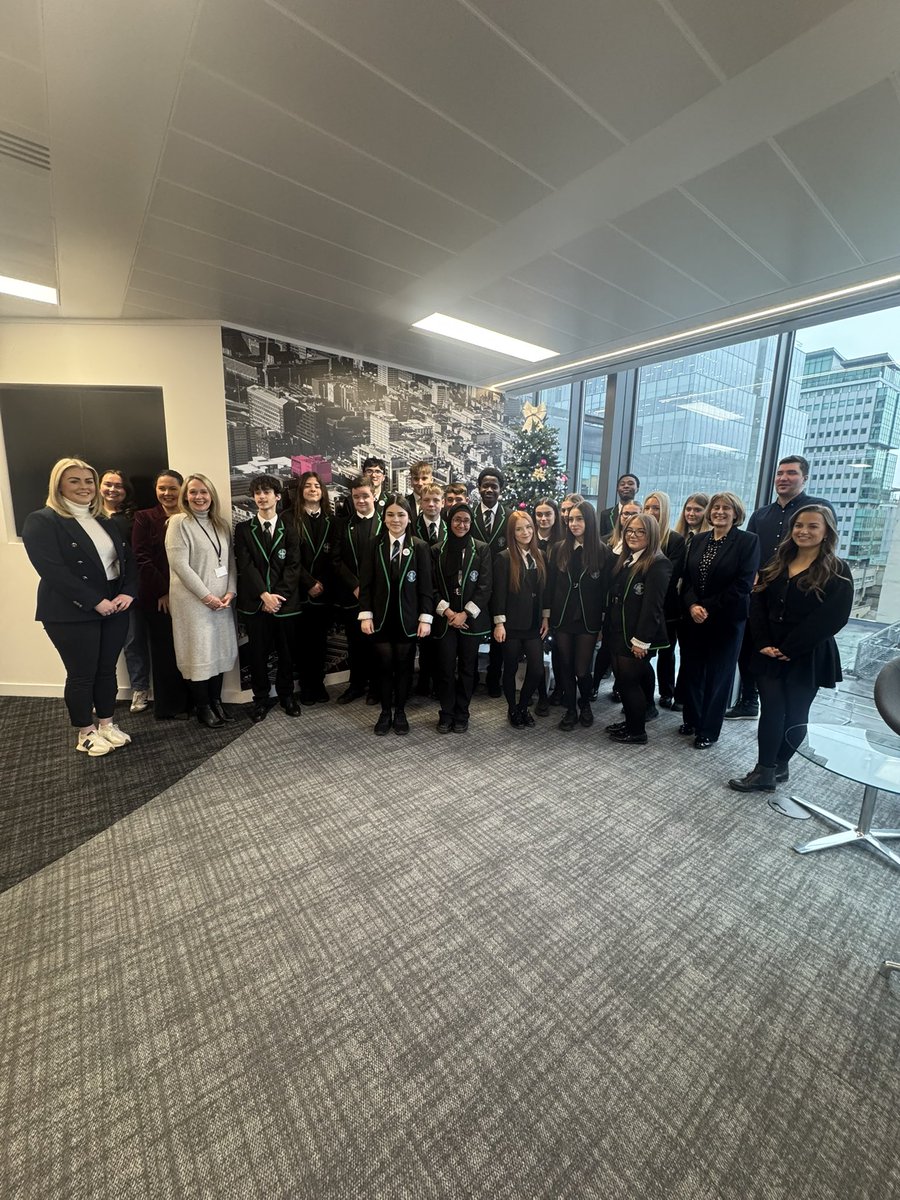 Third and final workshop today for S4 who completed their interviews today <a href="/DWF_Law/">DWF Law</a> 👏🏼 What a great experience for all pupils! <a href="/stbenedictsren/">St Benedict's High School</a> <a href="/StBensCareers/">St Benedict's HS Employability</a>