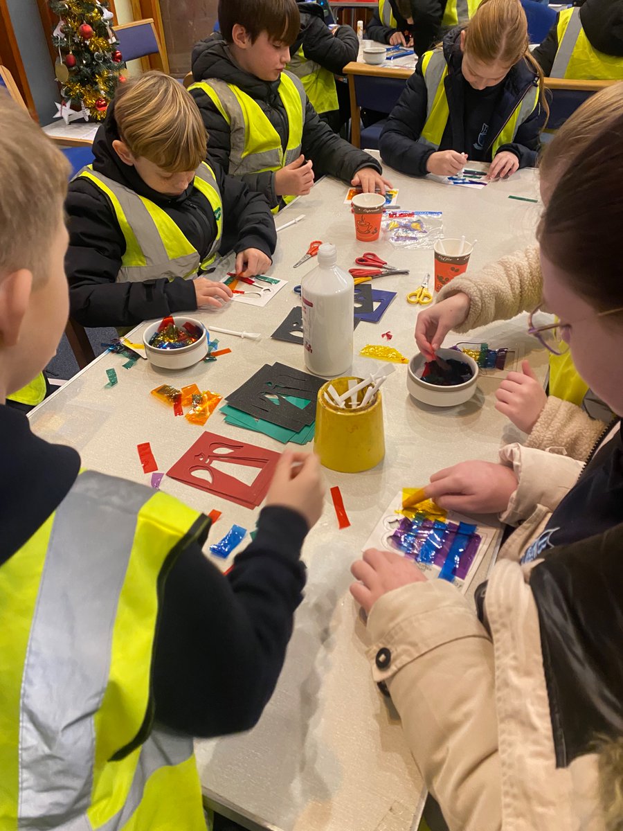 Miss Jones tweet media