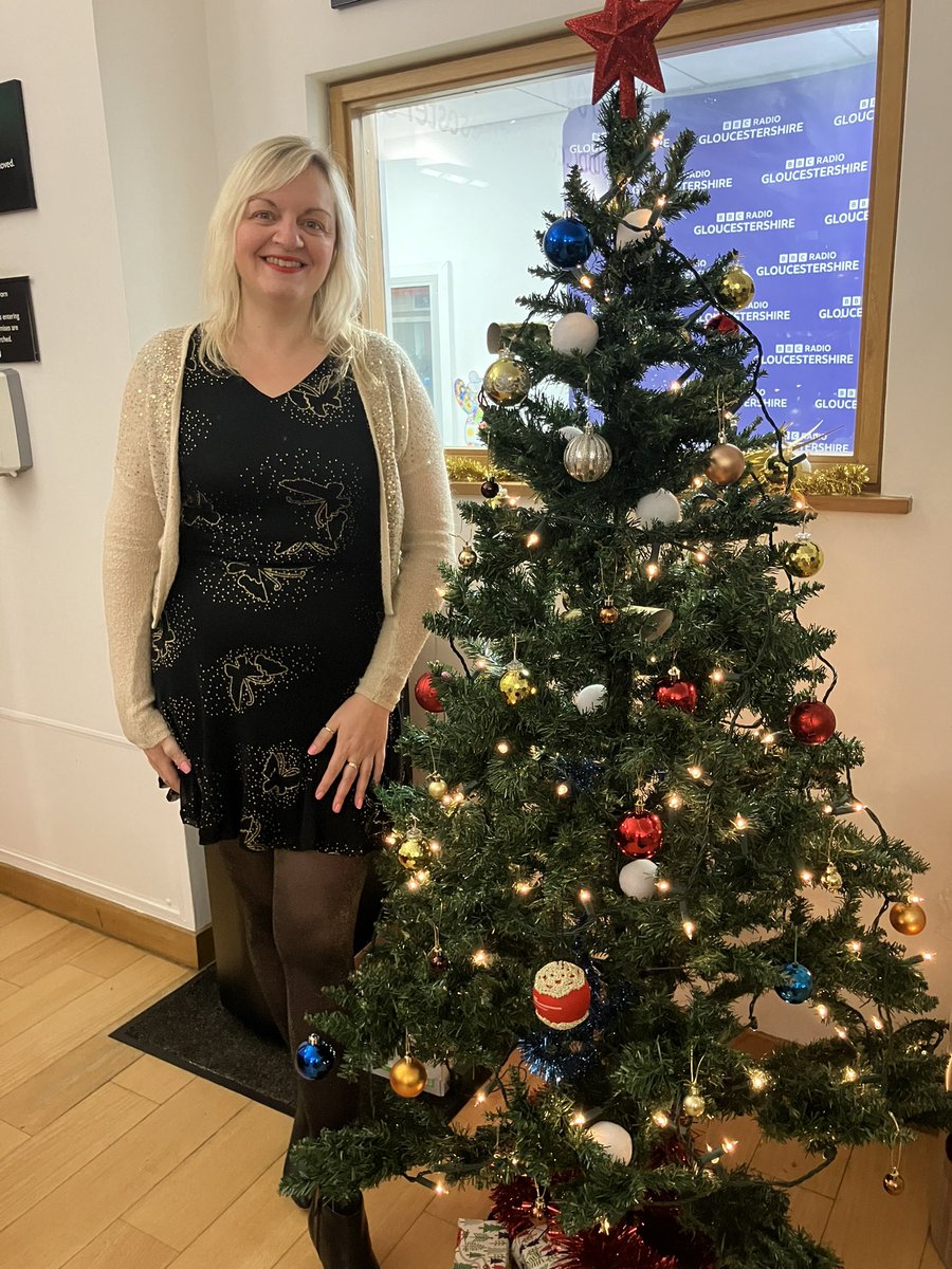 FashionFriday wearing a black and gold sparkly dress shrug ahead of the BBC Christmas  party!