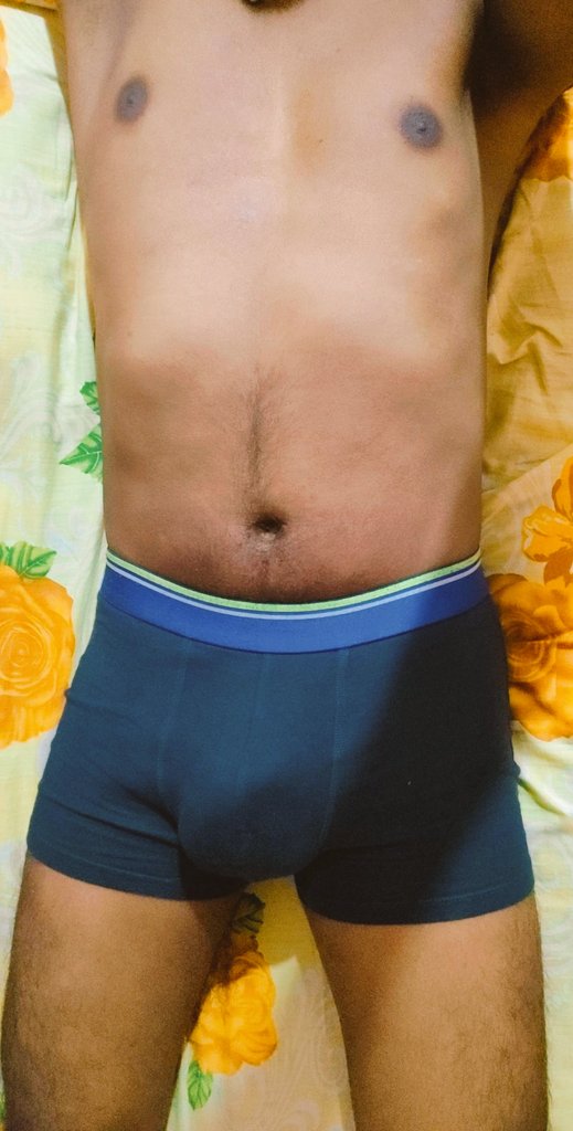 Anyone here to sleep with me?😋