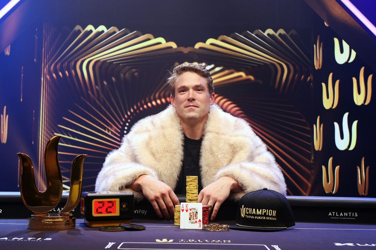 WSOP's tweet image. Congratulations again to Alex Foxen for his impressive win in the Triton Main Event! Alex cements his place in poker history becoming the second player in History to simultaneously win both the #WSOP #Bracelet and #Triton #Trophy! And not to mention a cool $3,850,000 prize!😎