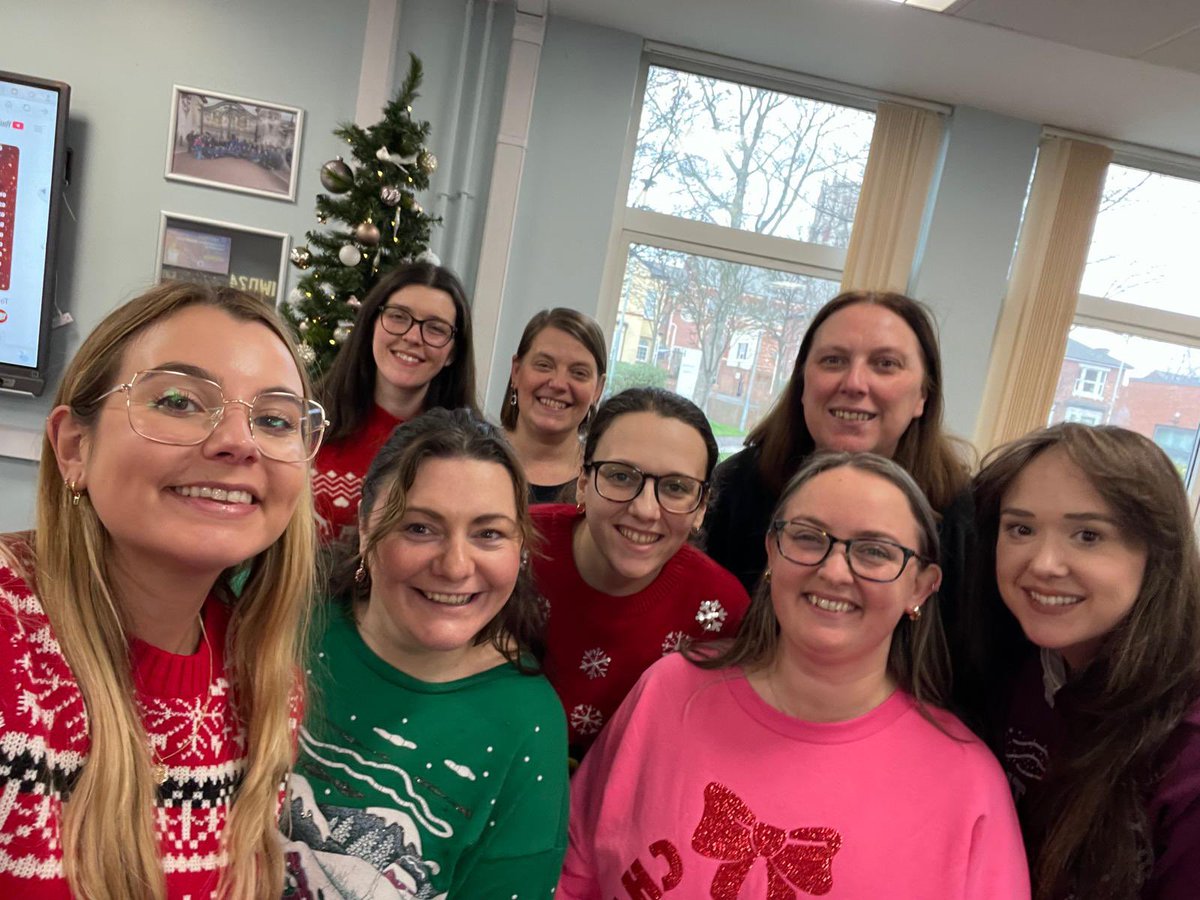 LEPMHS's tweet image. What a great few days of Latin training! We’re so lucky to have such a fantastic team. 🎄⭐️📚 @centreforlatin @educationgovuk @futureacademies @MaghullHighsch #LatinExcellenceProgramme