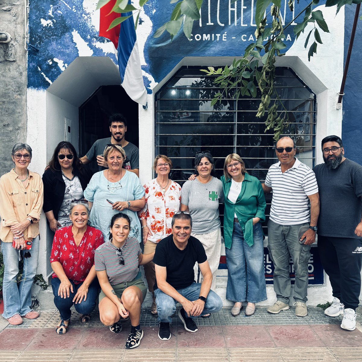🔴🔵⚪️ Hoy, en un día tan especial como el natalicio de Líber Seregni, no hay mejor homenaje que recorrer el país: estar cerca, conversar y agradecer. Junto a diputadas, diputados, senadoras, senadores y referentes de nuestro <a href="/Frente_Amplio/">Frente Amplio</a> , tuvimos la fortuna de visitar