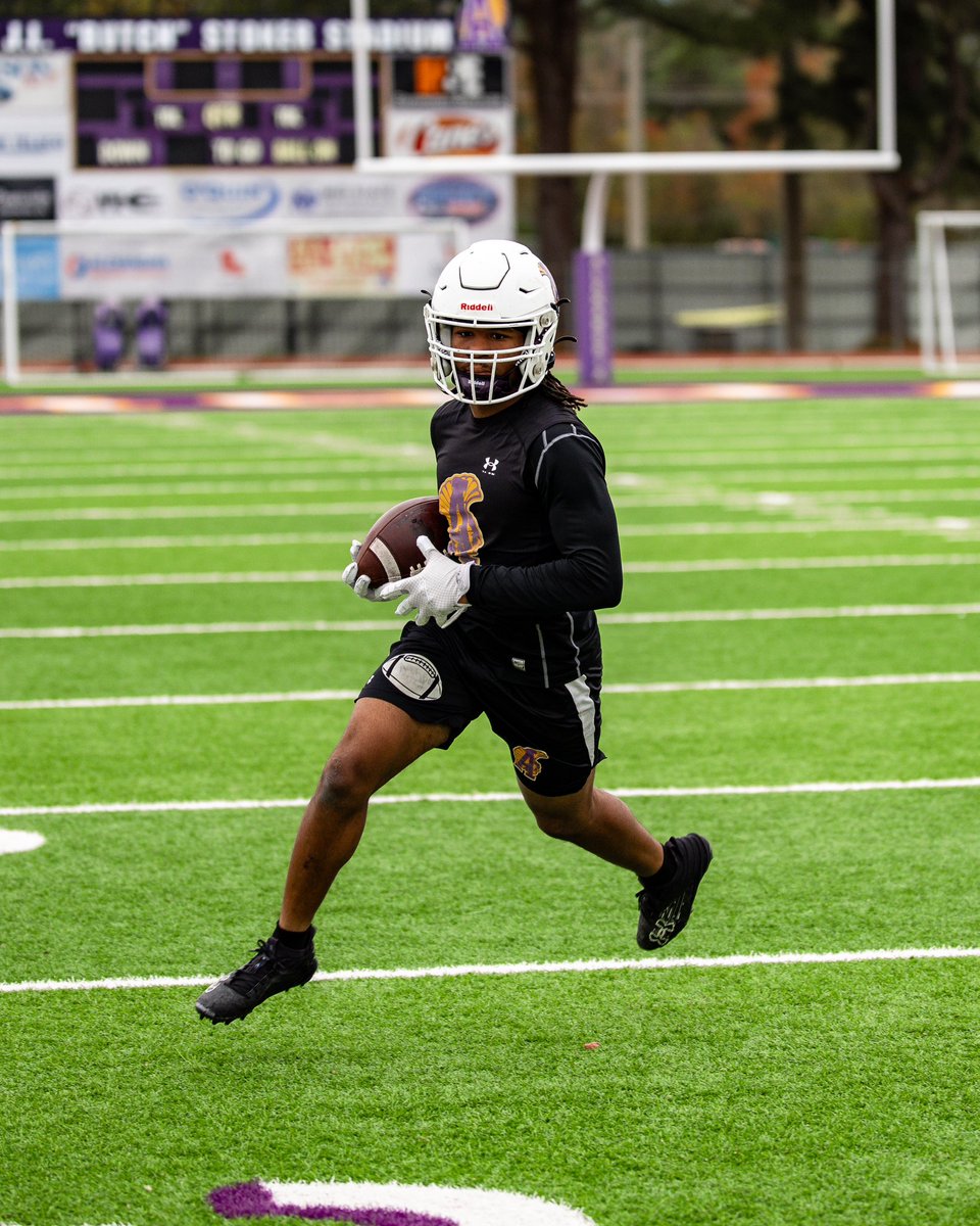 ash_trojanFB's tweet photo. Rise and grind.
#RoadToTheDome | #TrojandomiNATION https://t.co/vrJl1kJOWj