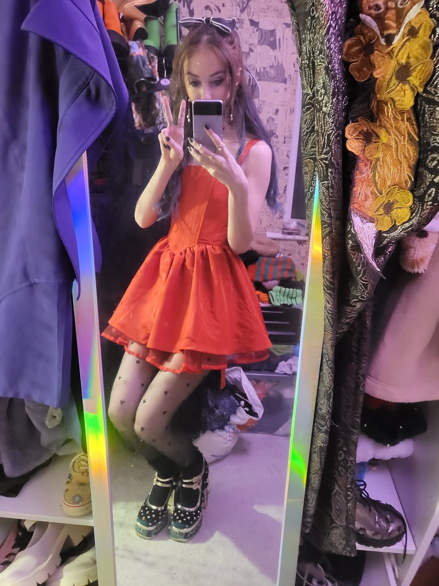 VisualSounds1👽🌸🎃 tweet media