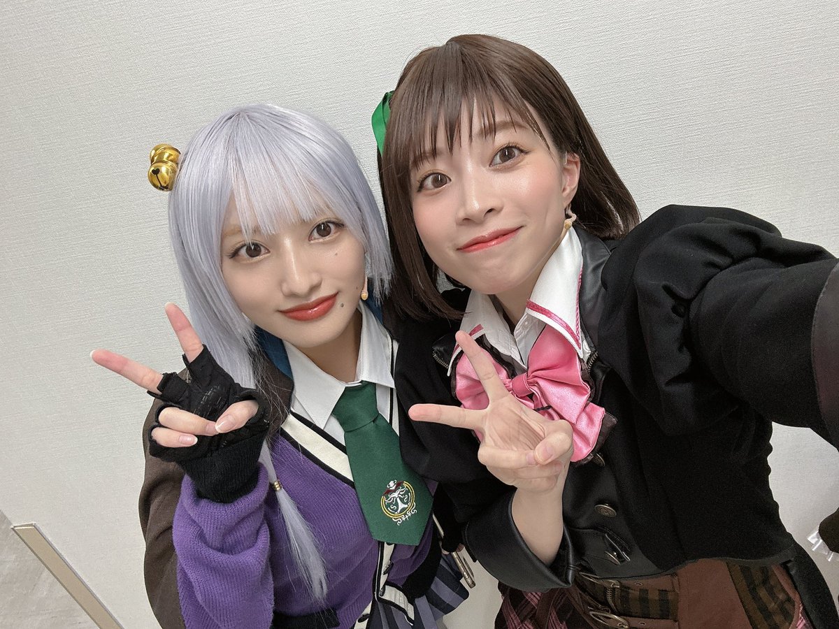 Kosuge_Rei's tweet photo. おはようございます💚💚💚

本日の #イルマTBW は
【13：00／18：00】2公演🎀

美夜受様〜〜！！口悪女最高〜〜！！
どーーーしても美夜受と花蓮を絡ませたくて密かに絡んでるシーンがあるんだけど、気付いてる人いるかな〜〜🫶🏻？ https://t.co/ooLrdH22Ey