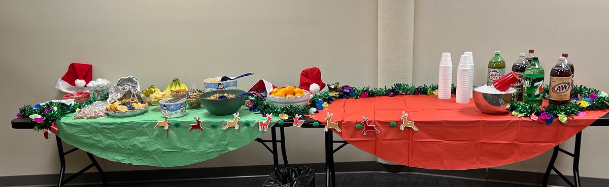 JessWillmes's tweet photo. Sharing some festive treats with the staff! Our team worked together to provide some tasty treats! 💙 Sharing is caring! Spreading Christmas cheer! 🎄💙 
@KedcARTS 
@KEDCGrants https://t.co/JtShA7BljV