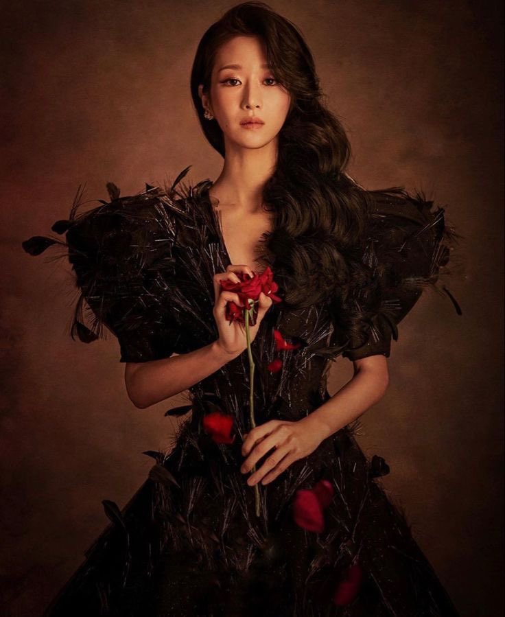 EdithPGalllardo's tweet photo. 🌹 Eve 🌹 Este esta emocionante así como me gustan a mi. Pero las venganzas no son buenas haber en que acaba esto #Seoyeji está muy linda aunque muy delgada (me preocupa) #ParkByungEun cayó en las redes de el amor 🥰 #YooSun que mujer tan  malvada #LeeSangyeob suave y seguro ❤️🥰 https://t.co/C4q1QqSaSl