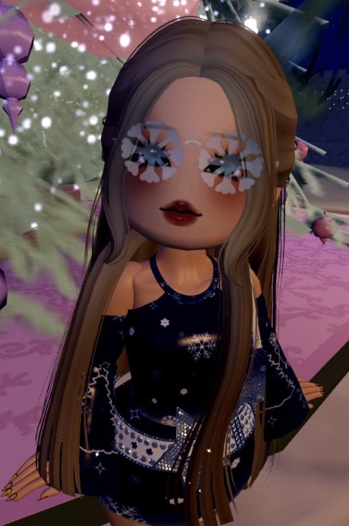 ❄️ Decal advent day 13! Glittering snowfall flakes! Another shape of glasses in the Snowflake glasses set! ❄️ 

Vintage Glasses: 127591851367767

Somthing to add to finish up a nice winter outfit!

Stay warm out there folks! ❄️