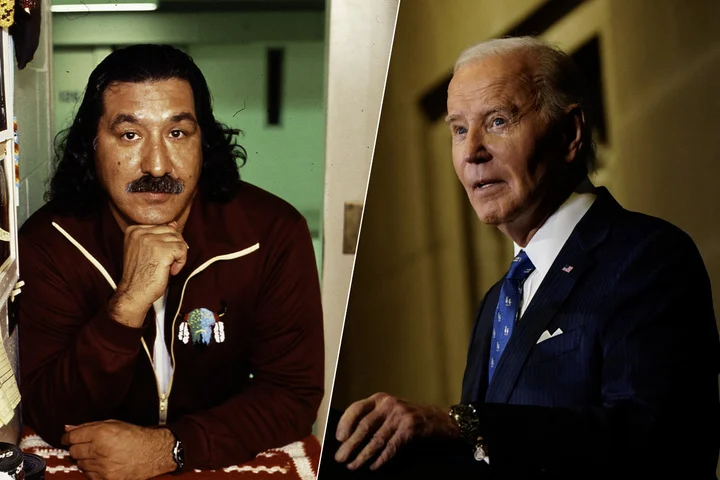 Michell45064244's tweet photo. There has been no evidence to prove that #LeonardPeltier committed the crimes resulting in the death of two FBI Agents. We ask @POTUS to grant #ExecutiveClemency and allow Leonard Peltier to be free! He is 80 Years old & in poor health. He has an aortic aneurysm, which will be deadly if it ruptures. He has heart issues & diabetes. He's been blind in one eye, from a stroke. President Biden, please show some mercy!!
https://t.co/wSjZlOPcHj