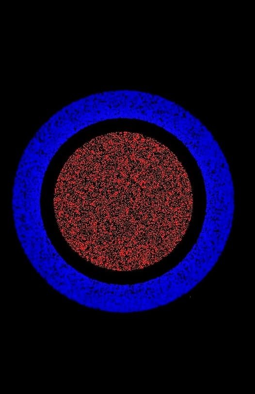 #每日一图 再来4张神奇的视觉幻象图。第一张图其实只有黑白绿三种颜色，但人类会给可口可乐罐脑补出红色。第二张图其实是黑白的，但因为彩色的网格，人类又自动脑补出了颜色。第三张图明明是两个不相交的圆，但人类却脑补成了串环。第四张图明明是二维的，但人类却脑补出了深度。