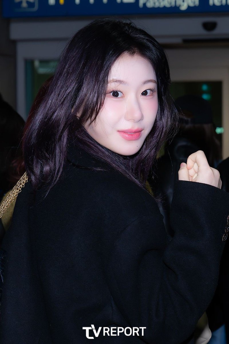 CHAERYEONG_INTL's tweet photo. [PREVIEW] Chaeryeong’s Press Preview at ICN Airport bound to Japan.

🔗 https://t.co/R9erQr1UNX
🔗 https://t.co/jkeP3Qnksv
🔗 https://t.co/TQHRFT3ZYb

#채령 #CHAERYEONG #チェリョン #彩領 #彩领 https://t.co/pk6E4bHHJP