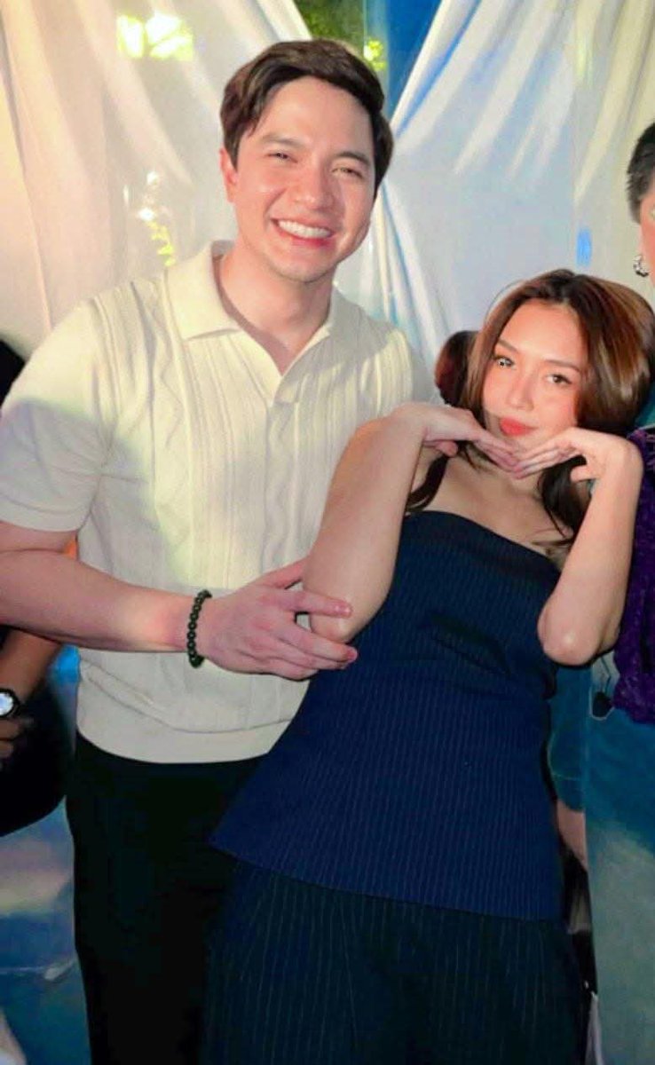 Celebrity012694's tweet photo. More from last night, thanksgiving party! 😍
©photo 

#HelloLoveAgain STILL SHOWING IN CINEMAS. 

#KathrynBernardo @bernardokath  #HelloLoveAgain
#AldenRichards @aldenrichards02 #HelloLoveGoodbye #KathDen #asiassuperstar #actress  #actor #bestactor #boxofficemovie https://t.co/yTYeBljpAv
